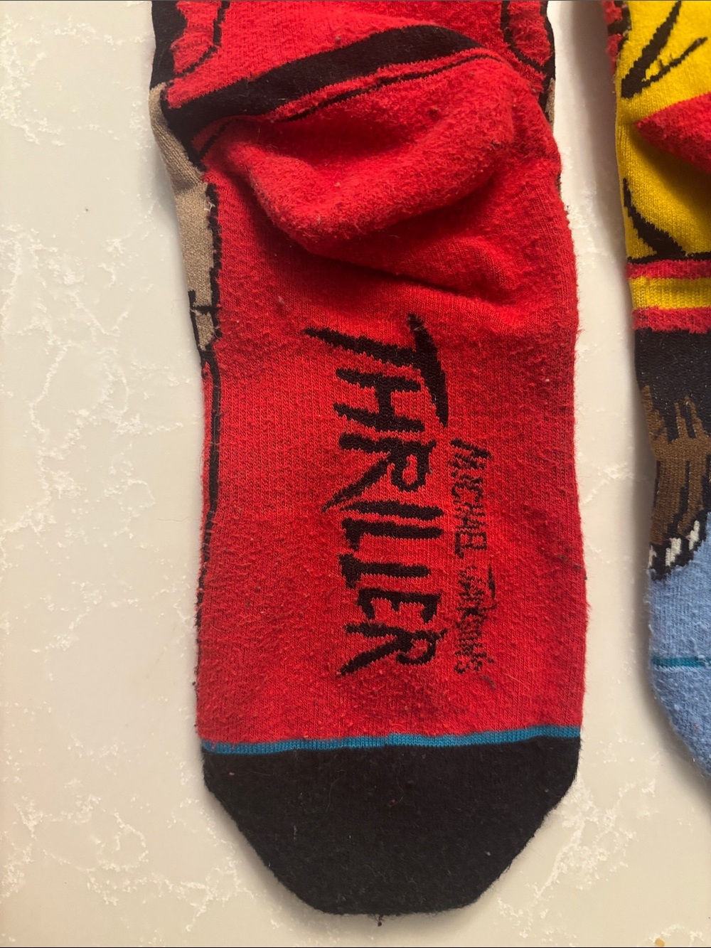 Thriller ๐ป Novelty Red & Black Michael Jackson and Werewolf Crew Socks - Men - Picture 3 of 4